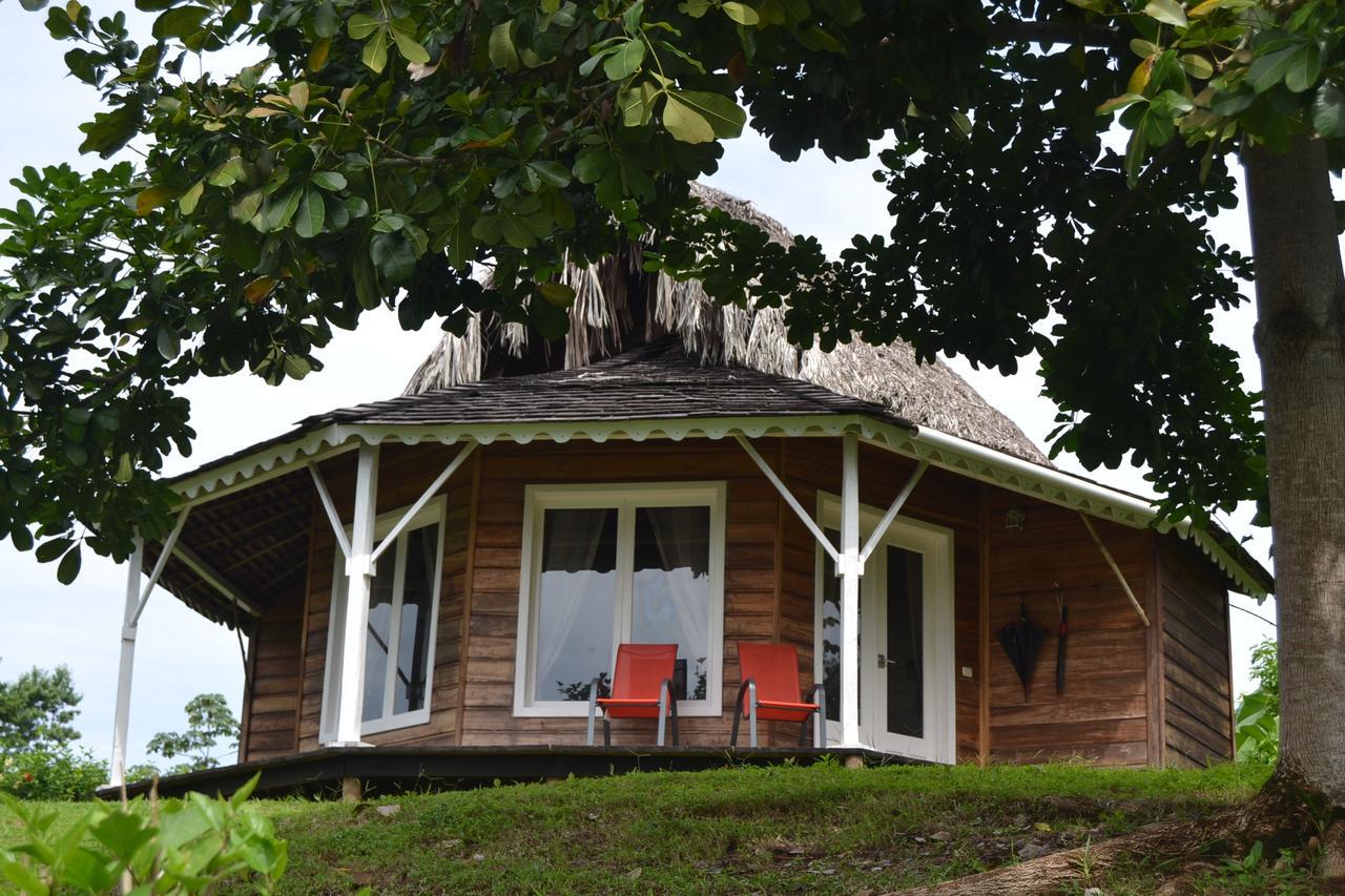 Nathylodge Bocas Town Exterior foto