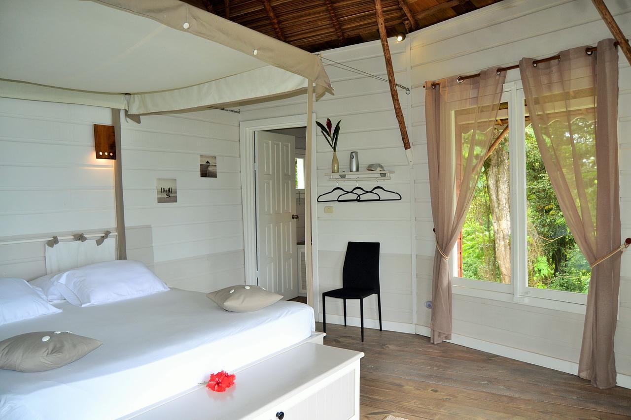 Nathylodge Bocas Town Exterior foto